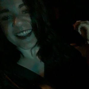 Meet your Posher, Rhea